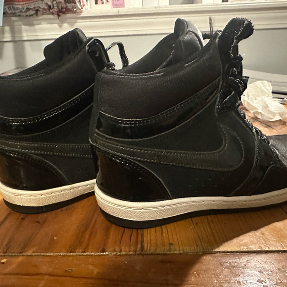 RARE NIKE FORCE woman’s sky high sneakers with hidden heal - Picture 2 of 4